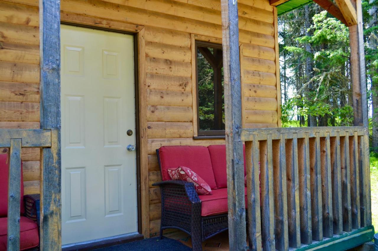 Schott'S Lake Conference & Resort Sundre Exterior foto