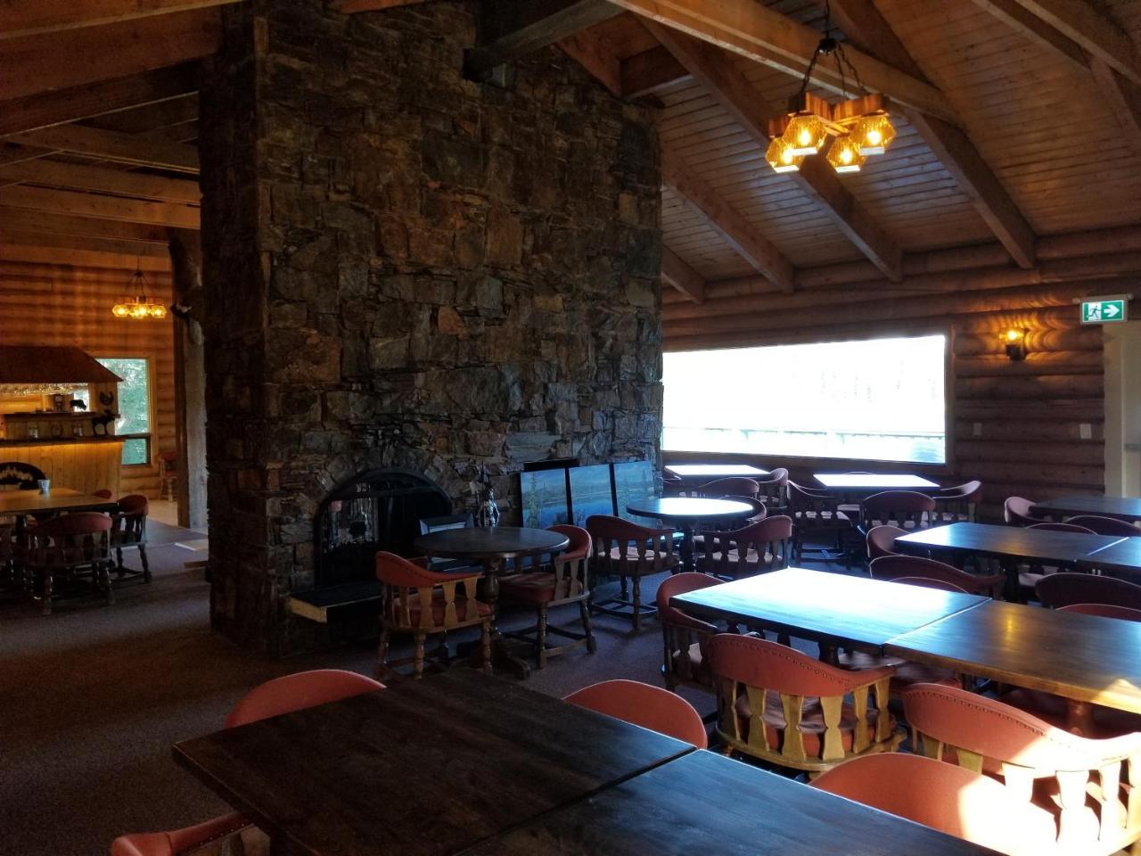 Schott'S Lake Conference & Resort Sundre Exterior foto